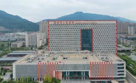 2025！温州人民医院整形科价目表，牙齿矫正案例上线~